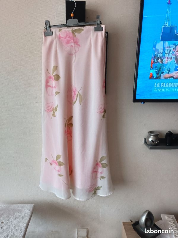 Jupe taille 38 (image 2)