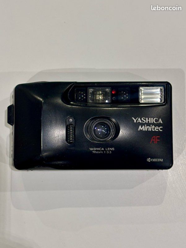 Yashica Minitec Super - Appareil Photo Argentique Compact 35mm - Flash Intégré - 1997