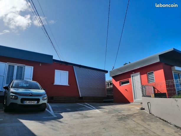 A louer Maison mitoyenne 3 pieces centre ville St Benoît