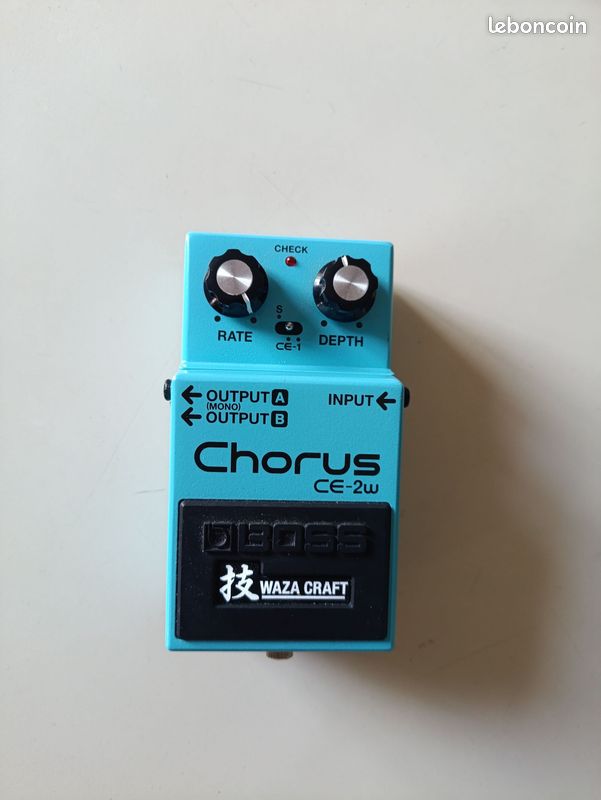 Boss CE-2W (image 1)