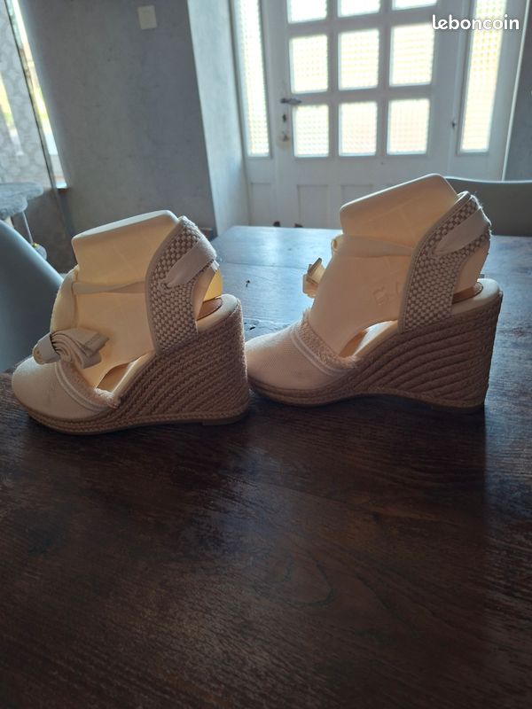 Vend chaussure tommy Hilfiger (image 2)