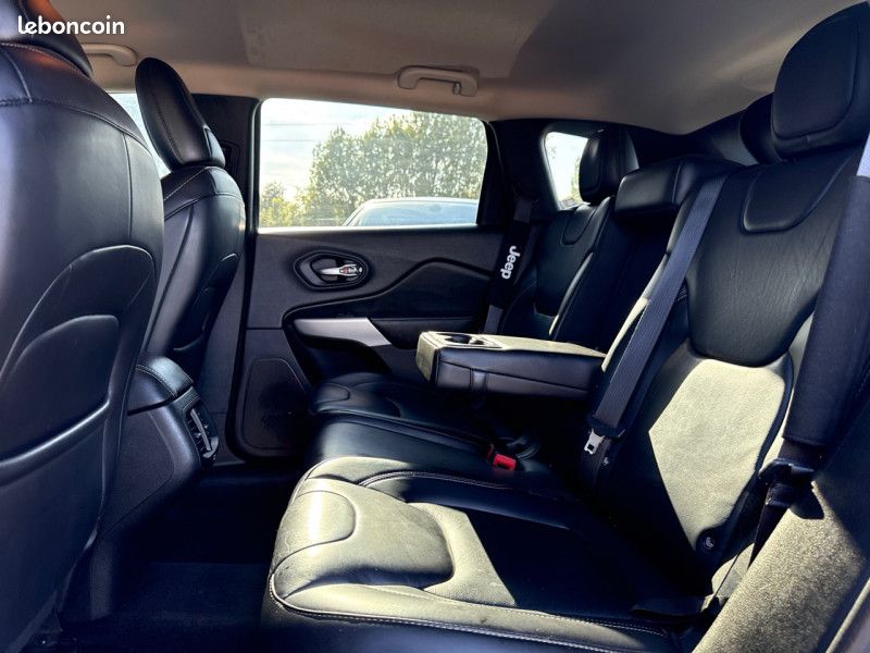 Jeep CHEROKEE 2.0 MULTIJET 140CH LONGITUDE / 2018 / CUIR / GPS / GARANTIE (image 21)