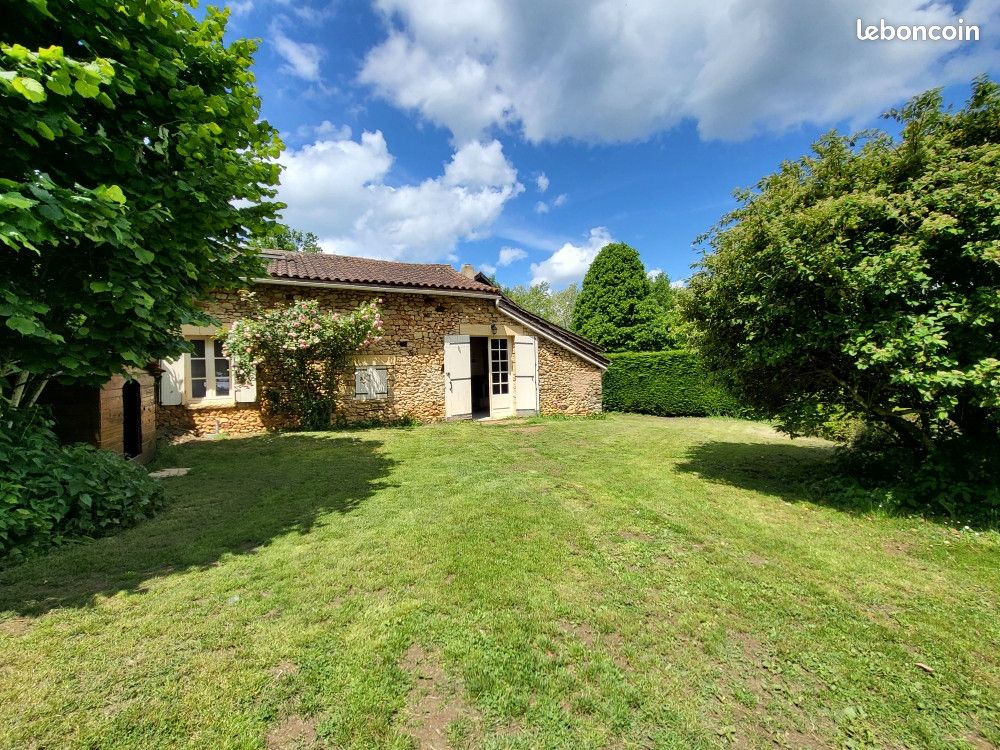 Maison 3 pièces 55 m² · à Sainte-Foy-de-Belvès · 55 m² · 595 €