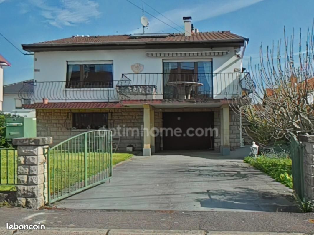 Maison 5 pièces 161 m² · à Yutz · 161 m² · 300 000 €