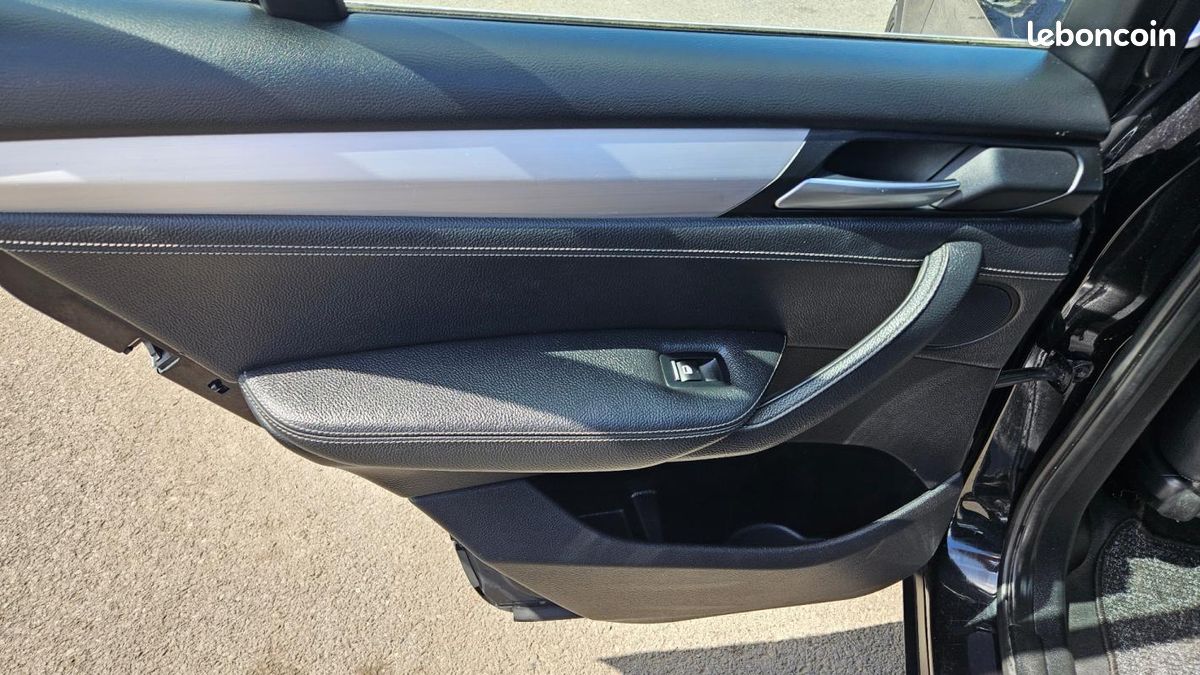 BMW X3 F25 LCI sDrive18d 150ch Lounge A (image 12)