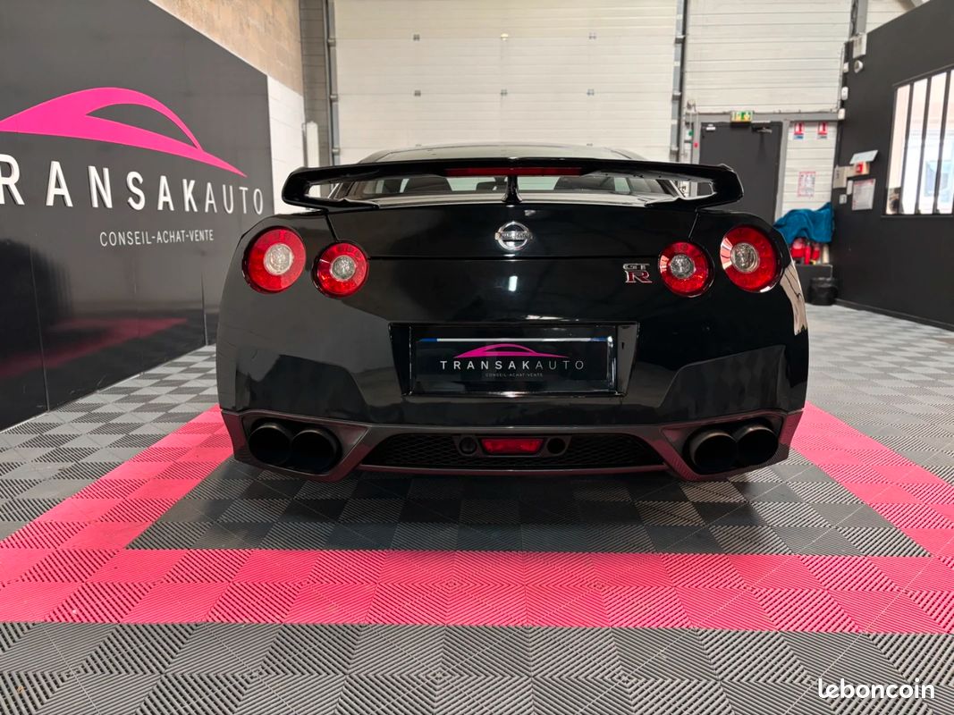 Nissan GT-R GT-R 3.8 V6 485 (image 7)