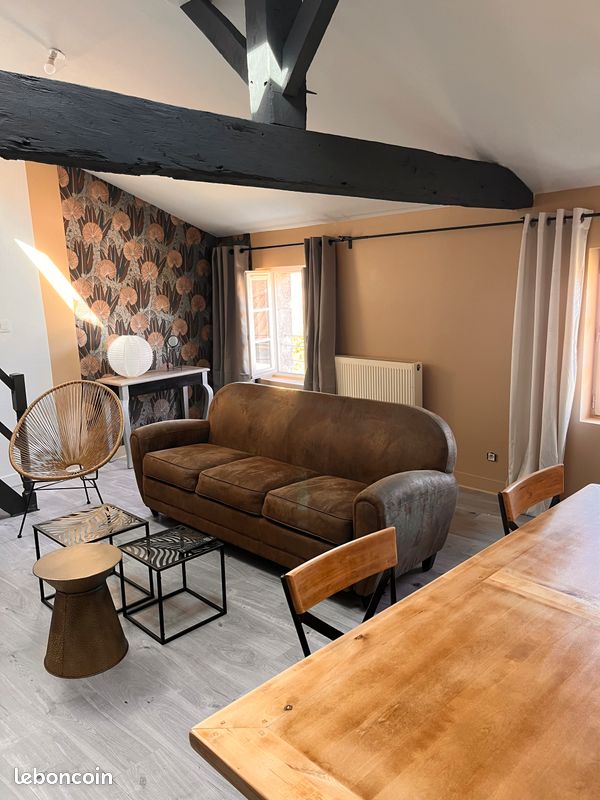Appartement 5 pièces 84 m² · à Angoulême · 84 m² · 850 €