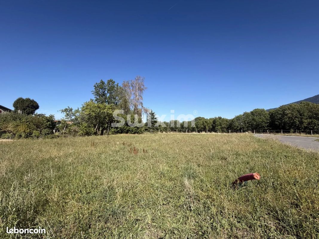 Terrain 536 m² · à Draillant · 536 m² · 192 960 €