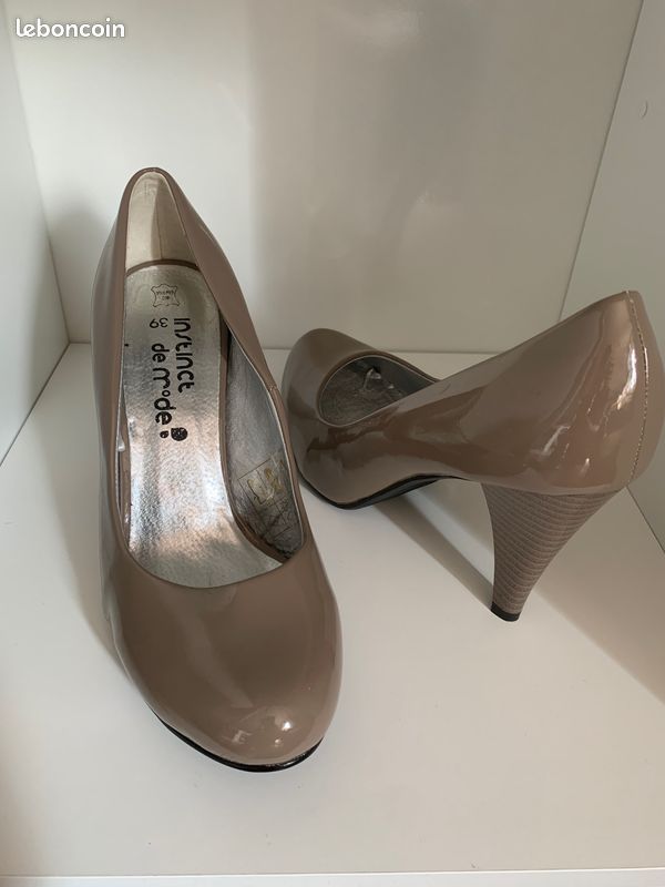 Chaussures femme taille 39 (image 1)