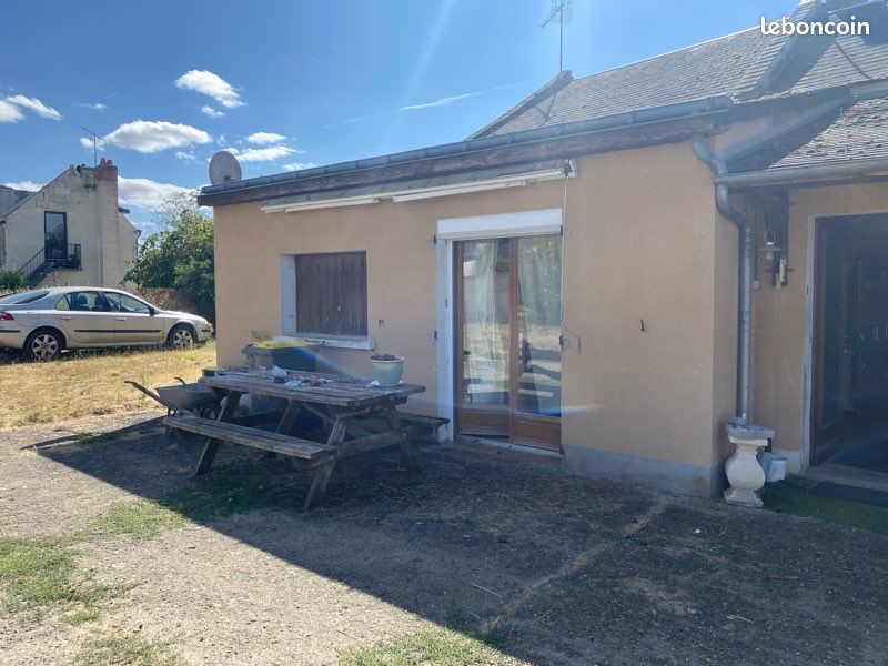 Maison 8 pièces 170 m² · à Bellevigne-les-Châteaux · 170 m² · 155 000 €
