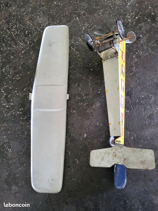 TIN TOY 1950'S Japan's penny toy friction US NAVY AIRPLANE mint