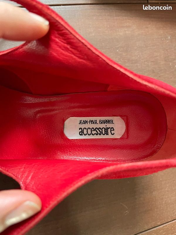 Chaussures Daim Rouge 5 cm Accessoire Paris (image 8)