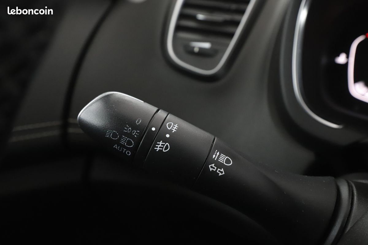 Renault Scénic 1.6 dCi Energy Edition One EDC 160 ch (image 25)