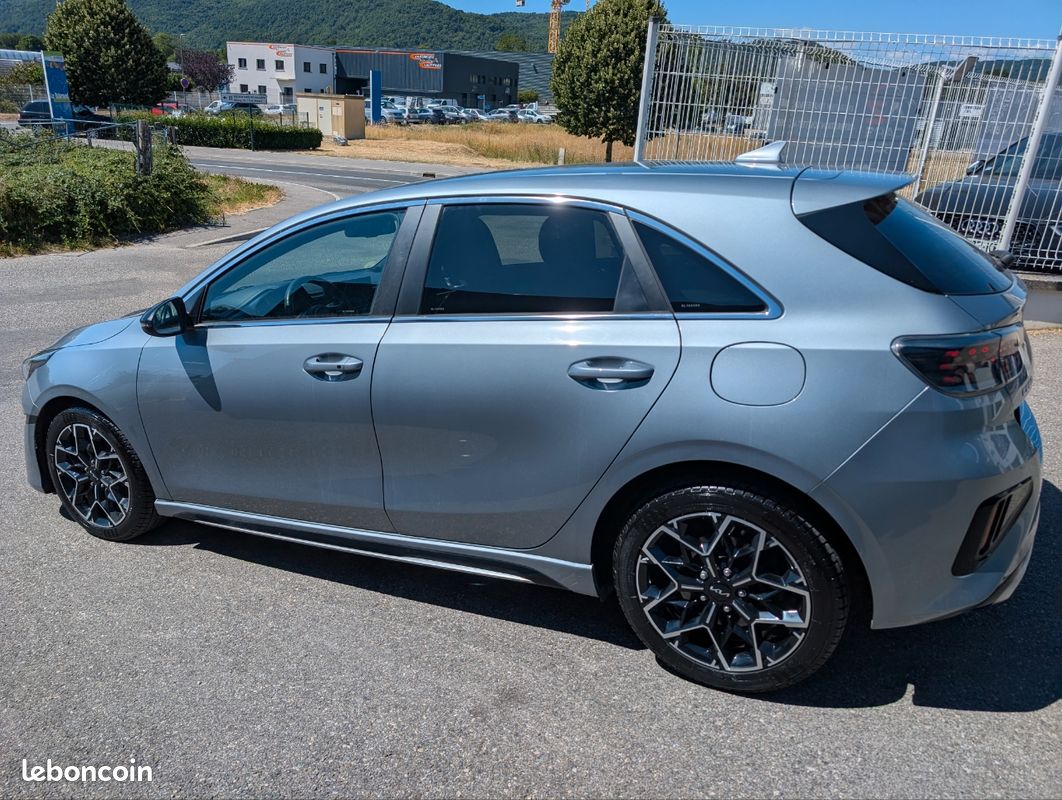 🚘Kia Ceed GT LINE 1,6 CRDI 136 Ch DCT7 Eco-Dynamics+🚘 (image 6)