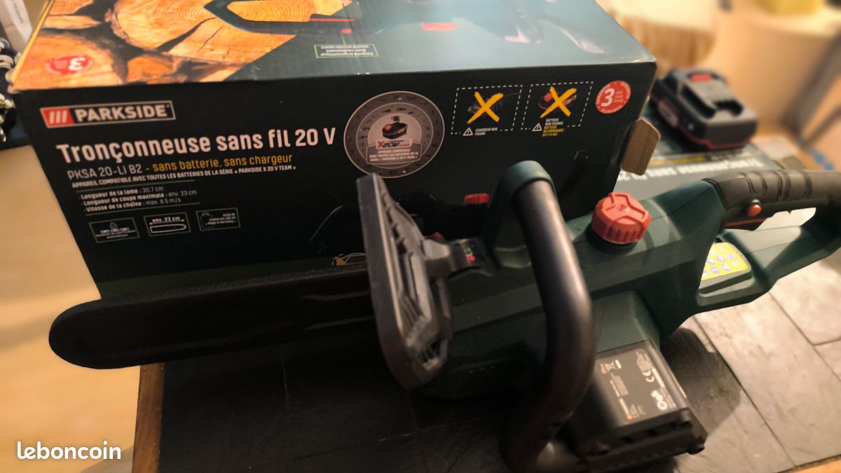 Tronçonneuse sans fil PARKSIDE PKSA 20 Li-B2 20 V comme neuve (image 3)
