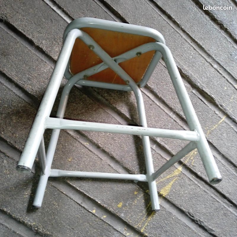 Tabouret semi-métal ancien (image 2)