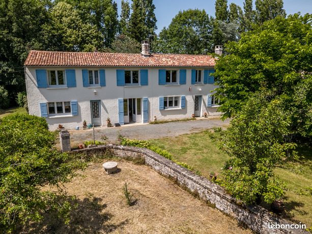 Propriété 8 pièces 245 m²