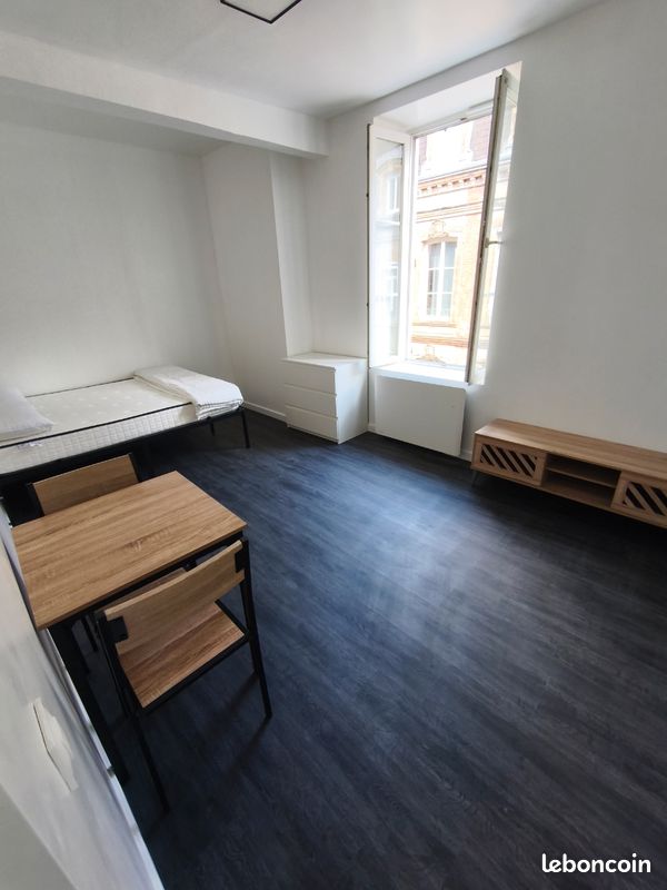 Appartement 1 pièce 30 m² · à Charleville-Mézières · 30 m² · 500 €