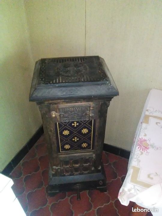 Poele salamandre en fonte (image 1)