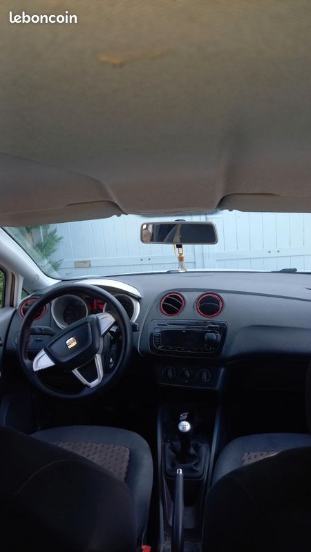 Seat ibiza (image 3)