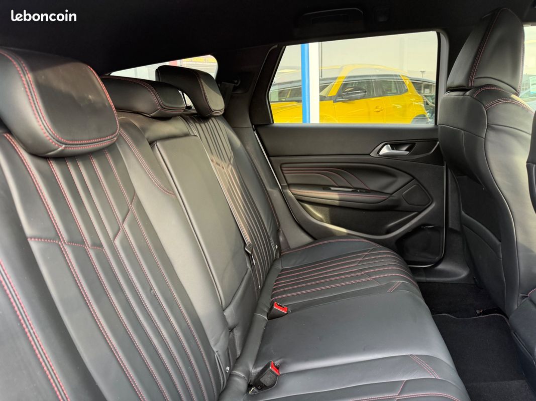 Peugeot 308 SW HDI 130 CH EAT8 GT GT (image 10)