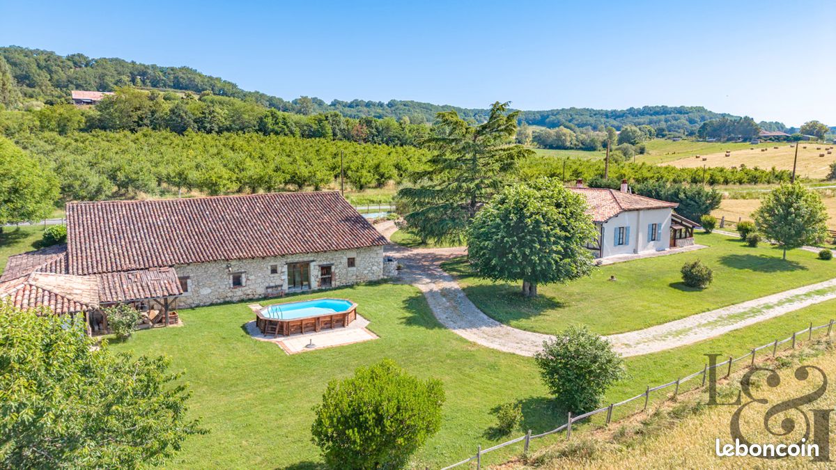 Maison 5 pièces 150 m² · à Sainte-Livrade-sur-Lot · 150 m² · 244 900 €