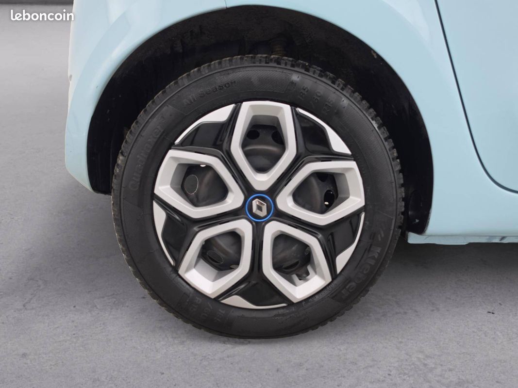 RENAULT Twingo III E-Tech Equilibre (image 22)