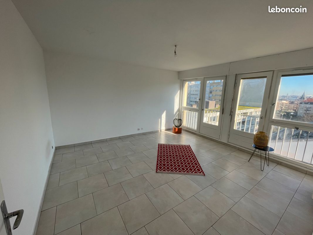 Appartement 2 pièces 48 m² · à Metz · 48 m² · 750 €