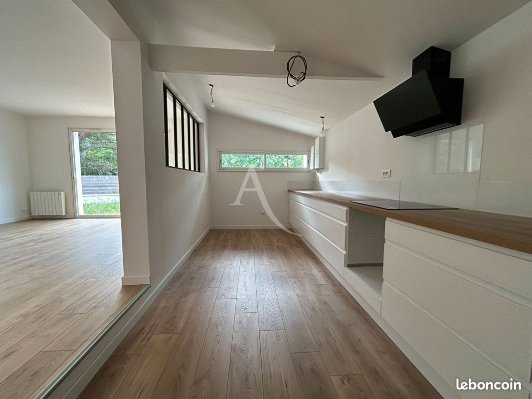Maison 4 pièces 92 m² · à Saint-Médard-en-Jalles · 92 m² · 439 000 €