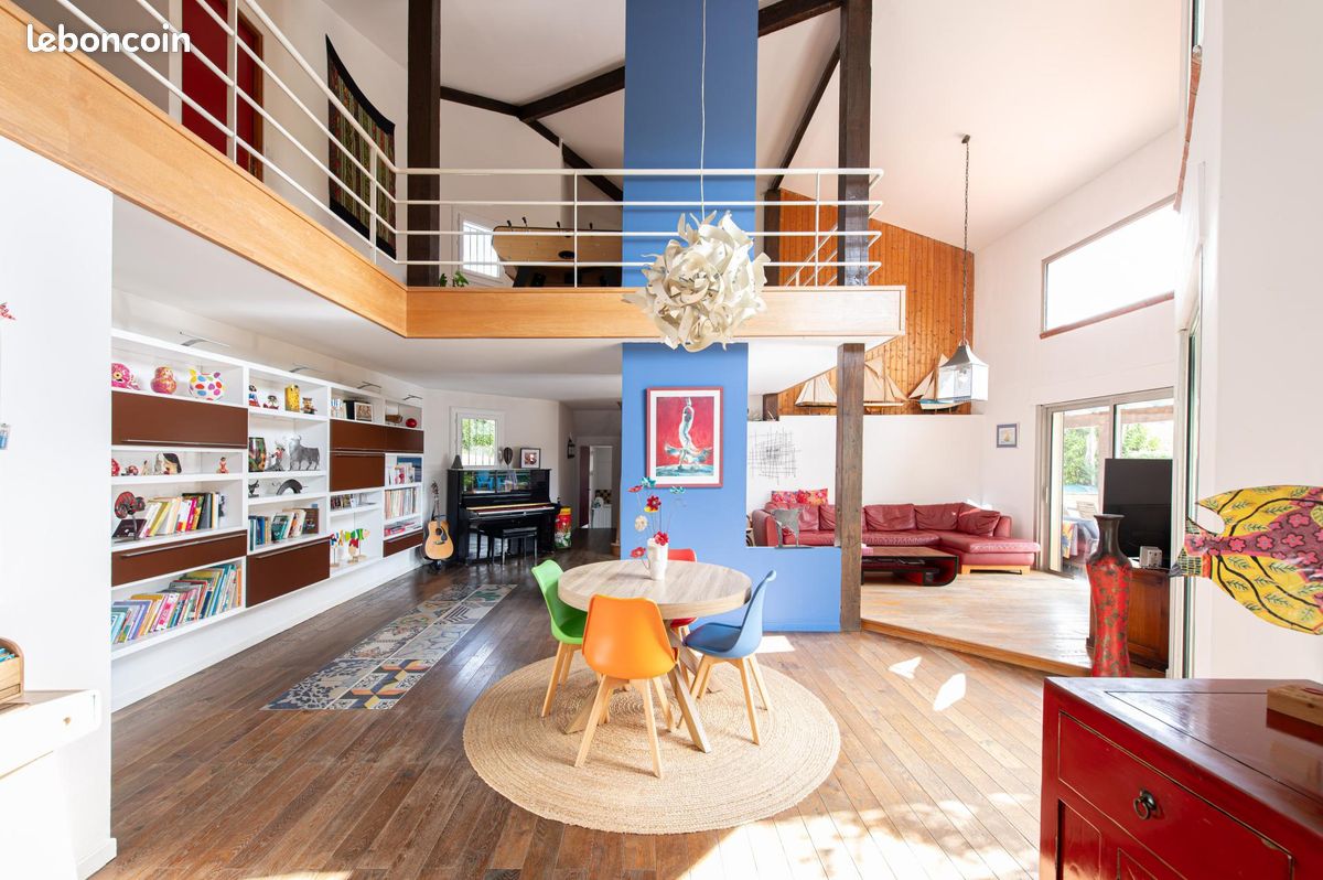 Maison 6 pièces 201 m² · à Drémil-Lafage · 201 m² · 525 000 €