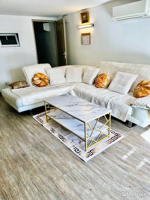 Appartement 4 pièces 36 m² · à Carpentras · 36 m² · 700 €