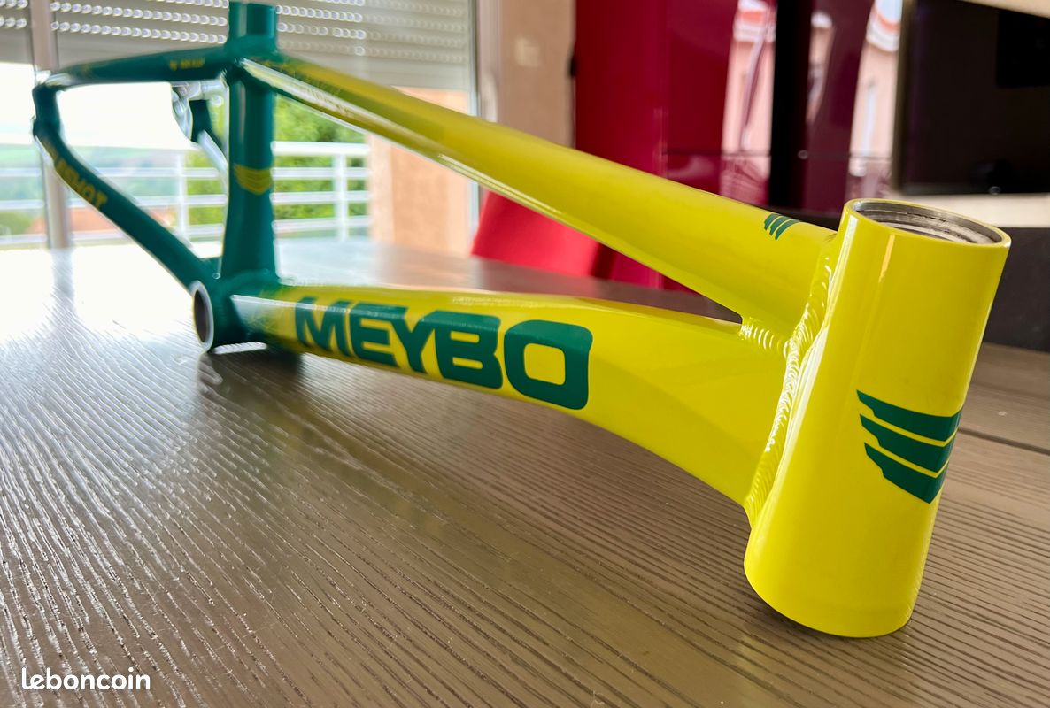 Cadre BMX MEYBO HOLESHOT PRO 21,5 comme NEUF (image 5)