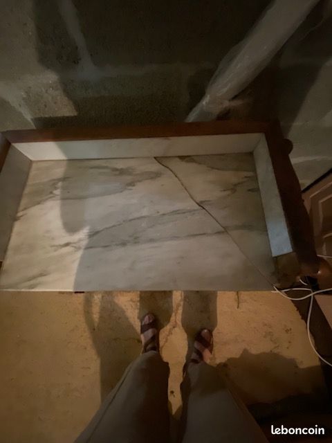 Table de toilette (image 2)