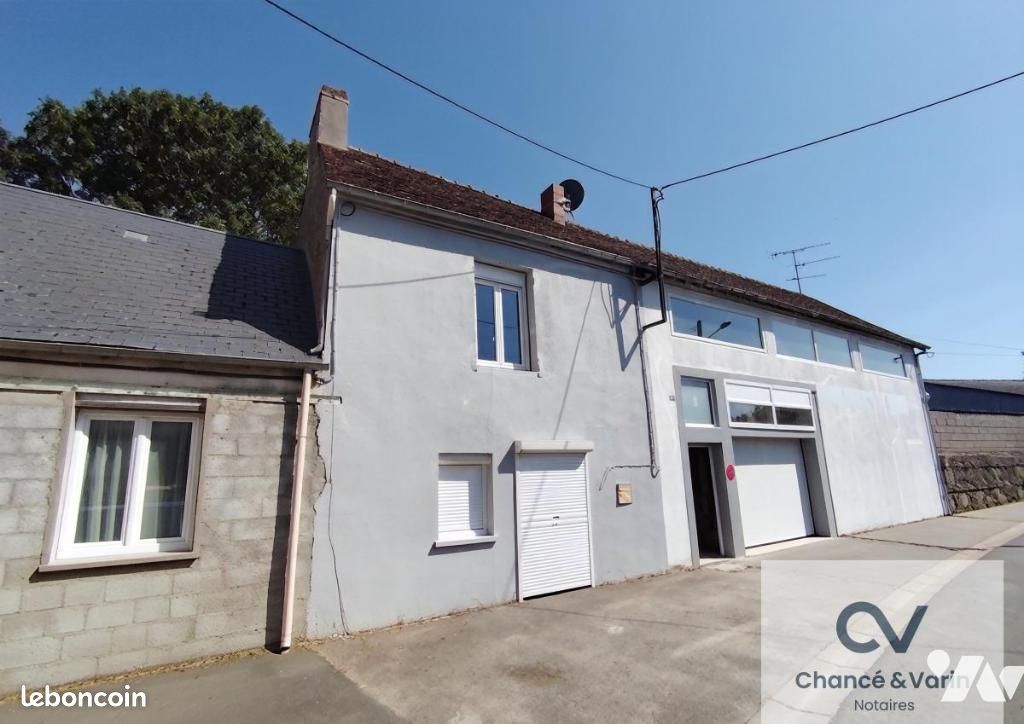 Immeuble 450 m² · à Saint-Pierre-en-Auge · 450 m² · 288 750 €