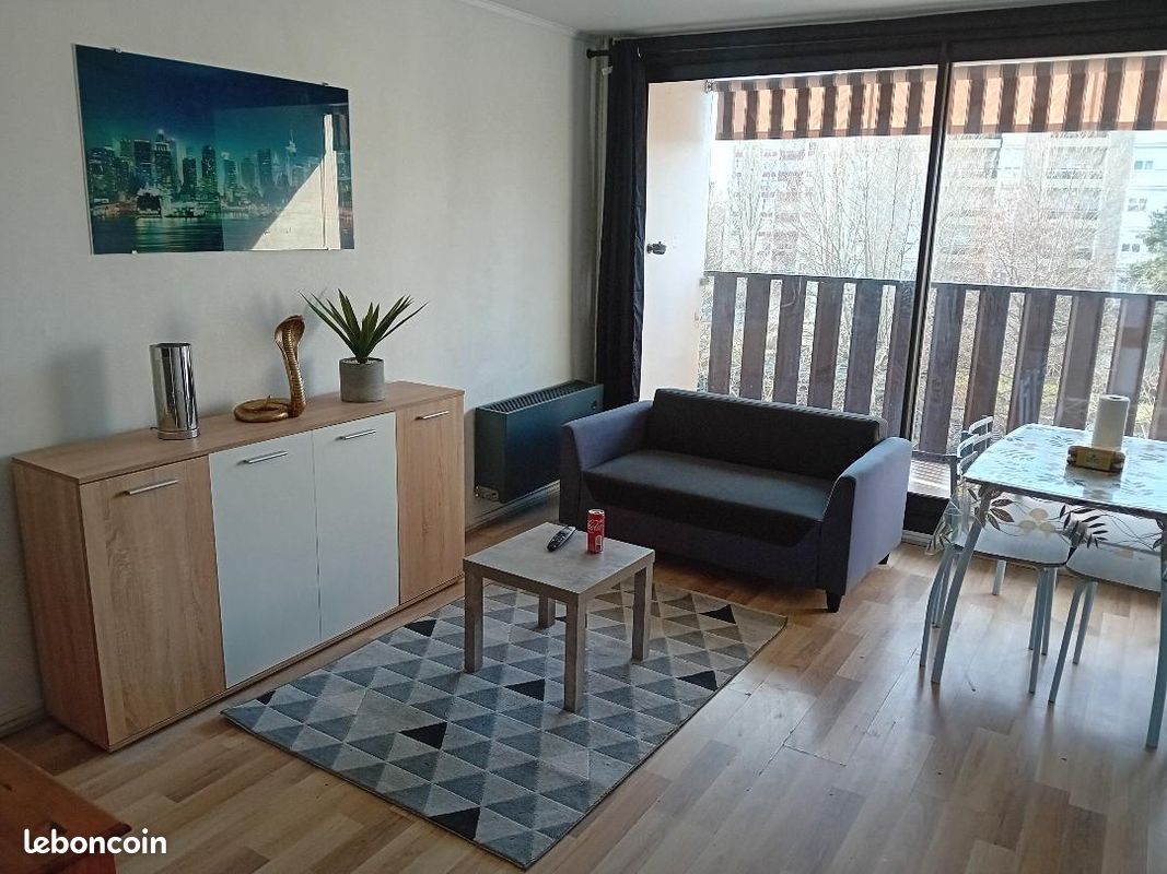 Appartement 4 pièces 80 m² · à Annemasse · 80 m² · 750 €