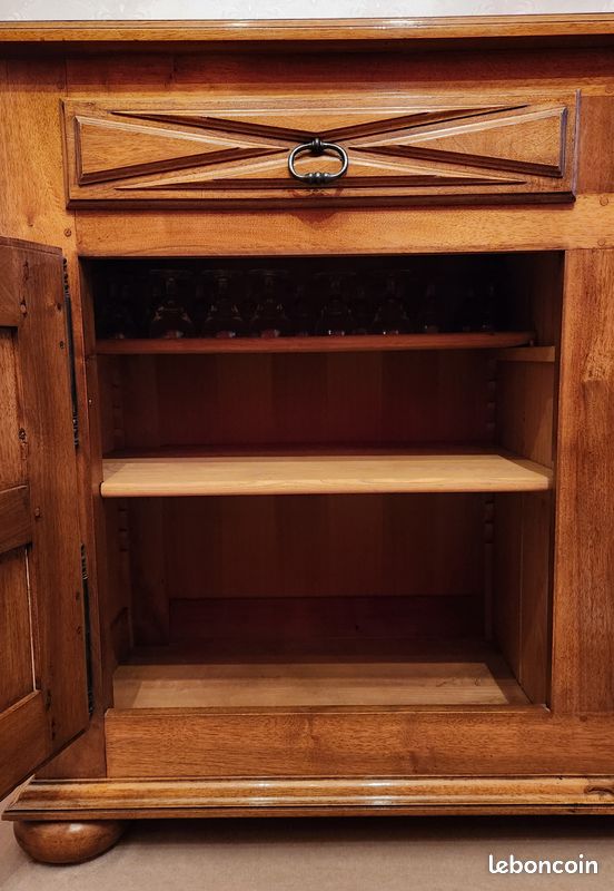 Grand buffet bas style Louis XIII (image 3)