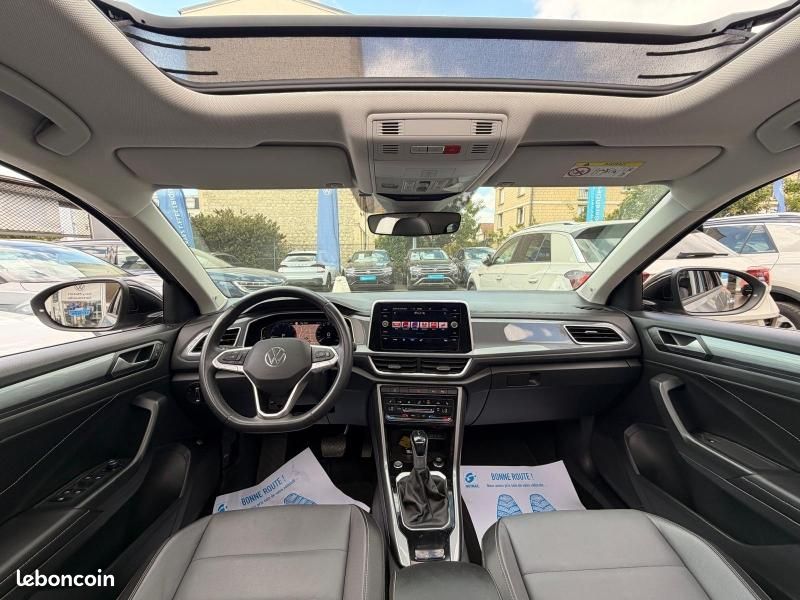 Volkswagen T-Roc 1.5 TSI EVO 150ch Style Exclusive DSG7 (image 20)