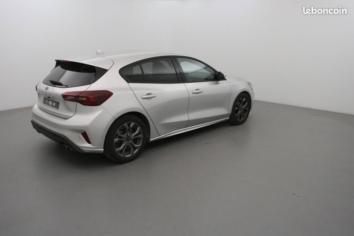 Ford Focus 1.5 EcoBlue 115 Powershift ST-Line X (image 5)