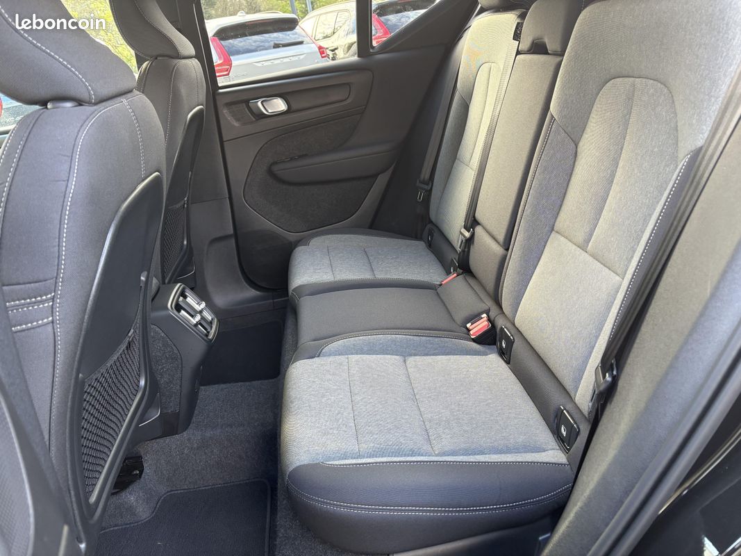 VOLVO XC40 B3 163 ch DCT7 Plus (image 14)