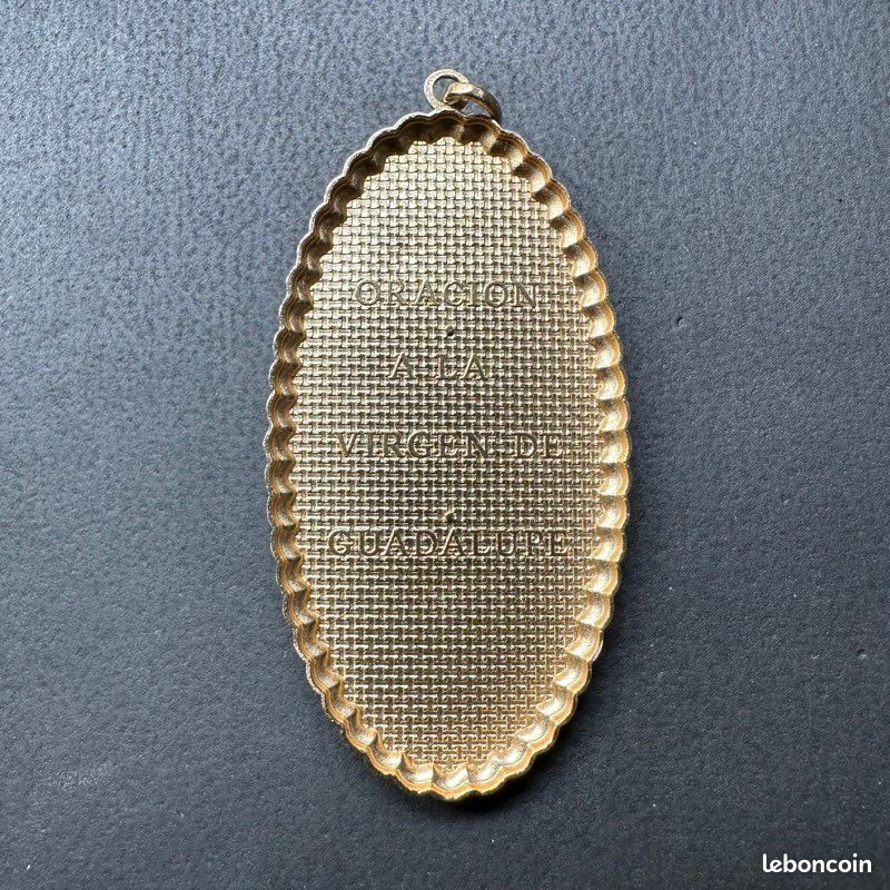 Pendentif En Or 18k – Occasion – Pièce Vintage Élégante