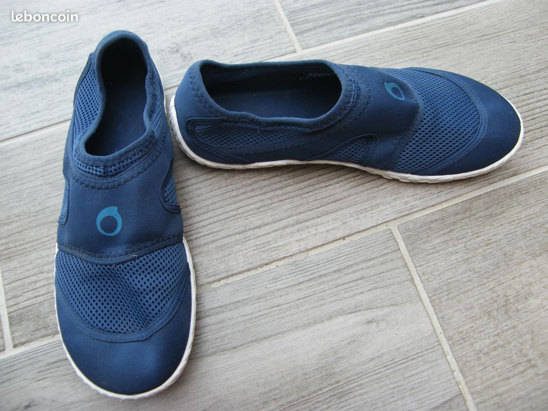 Chaussures aquatiques (image 1)