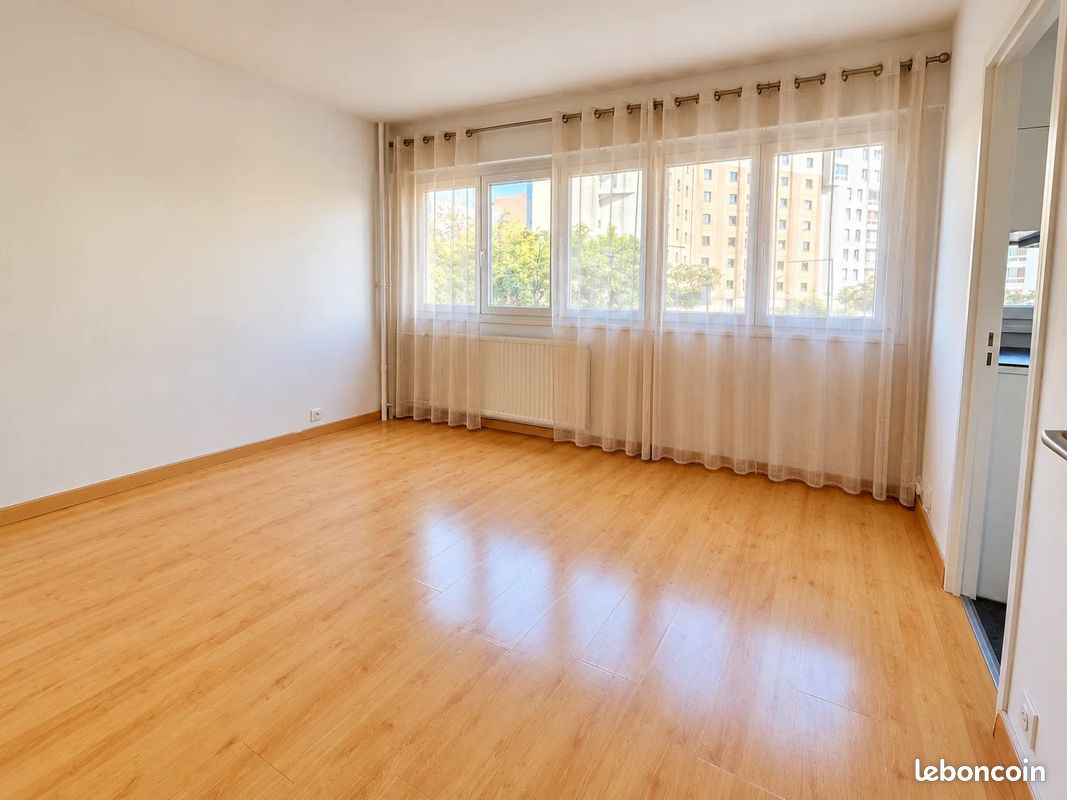 Appartement 1 pièce 27 m² · à Pantin · 27 m² · 155 000 €