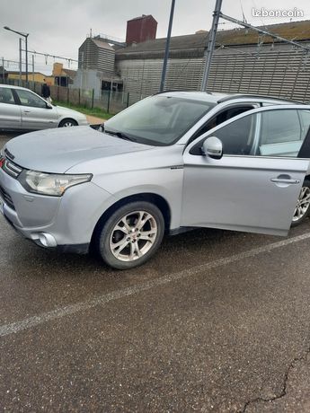 Mitsubishi Outlander 2013