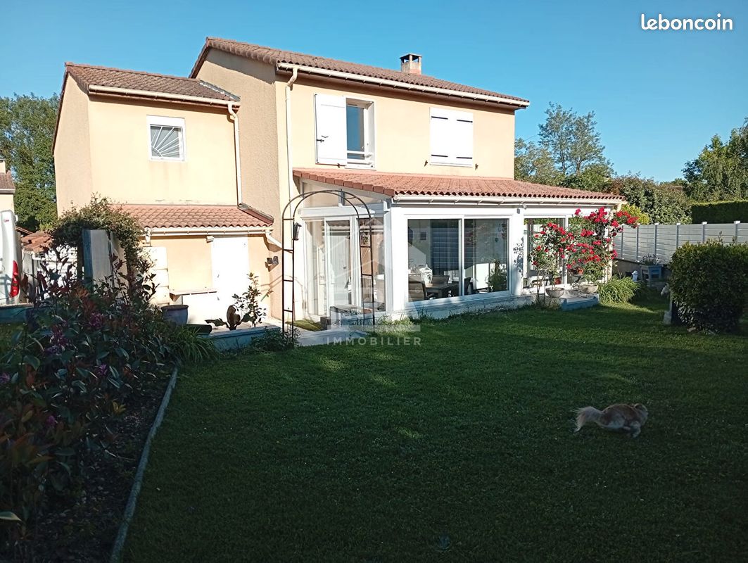Maison 4 pièces 99 m² · à Villefontaine · 99 m² · 289 000 €