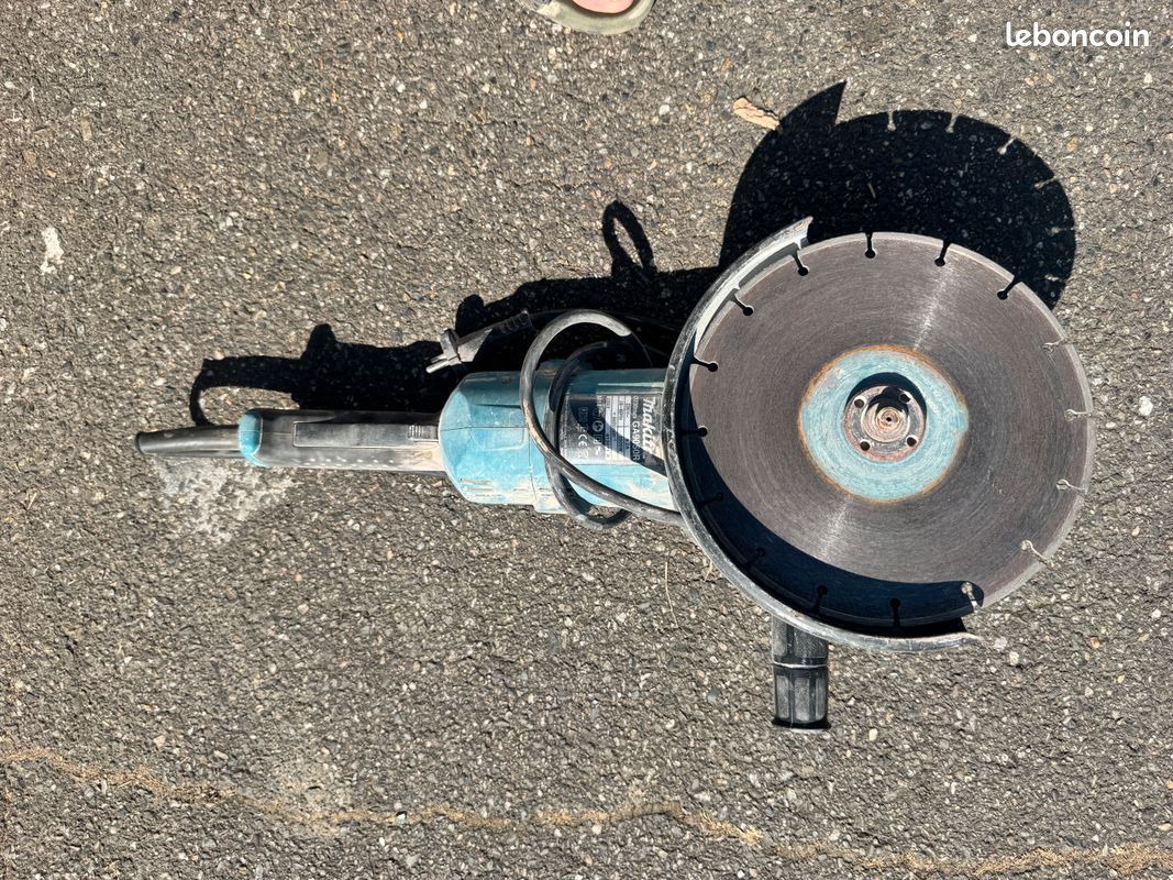 Meuleuse filaire makita 230mm (image 1)