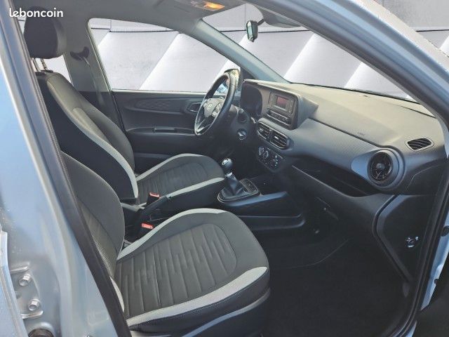 Hyundai i10 1.0 67 ECO Intuitive 5P (image 15)