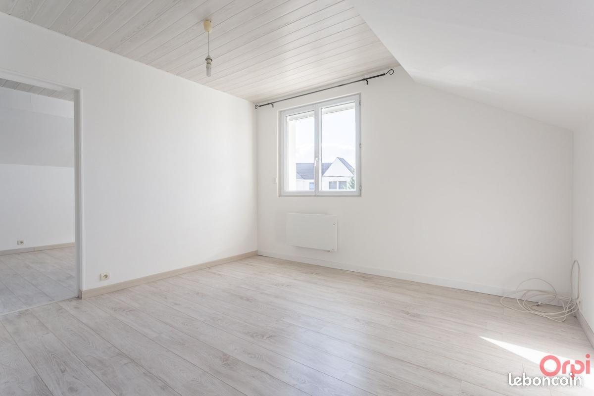 Appartement 2 pièces 35 m² · à Sainte-Geneviève-des-Bois · 35 m² · 735 €/mois