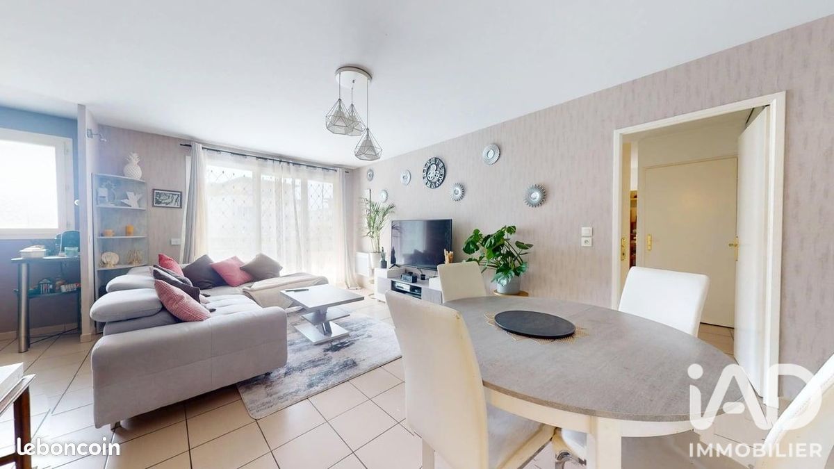 Appartement 3 pièces 66 m² · à Trappes · 66 m² · 179 900 €