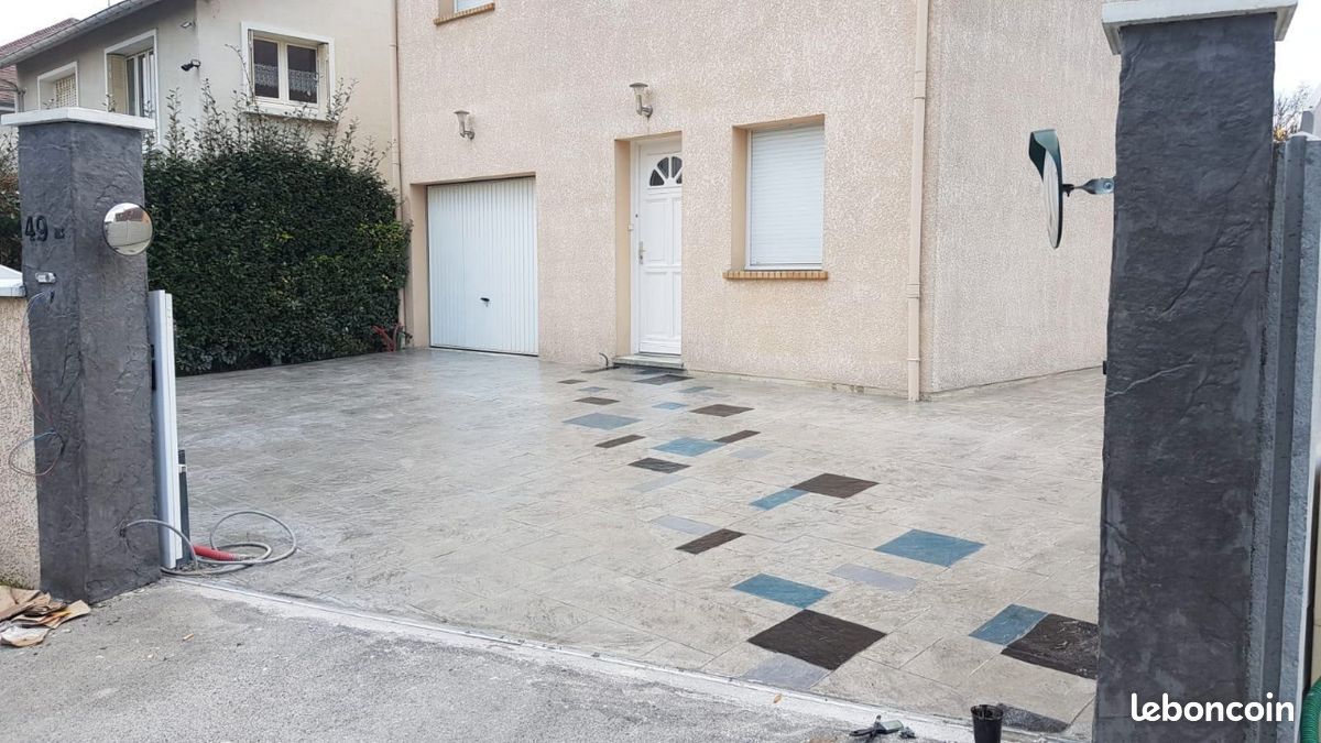 🧱 🇨🇵 Terrasses et Allées en Béton Désactivé et imprimé motifs Pavés, Parquet, Carrelage, Travertin pour Piscines, Dallages - Devis gratuit - Numéro 1 en France 🇨🇵 🧱 (image 5)