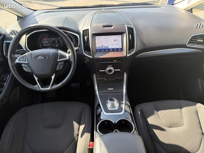 Ford S-MAX 2.5 Duratec 190ch Hybrid Titanium Business eCVT (image 14)